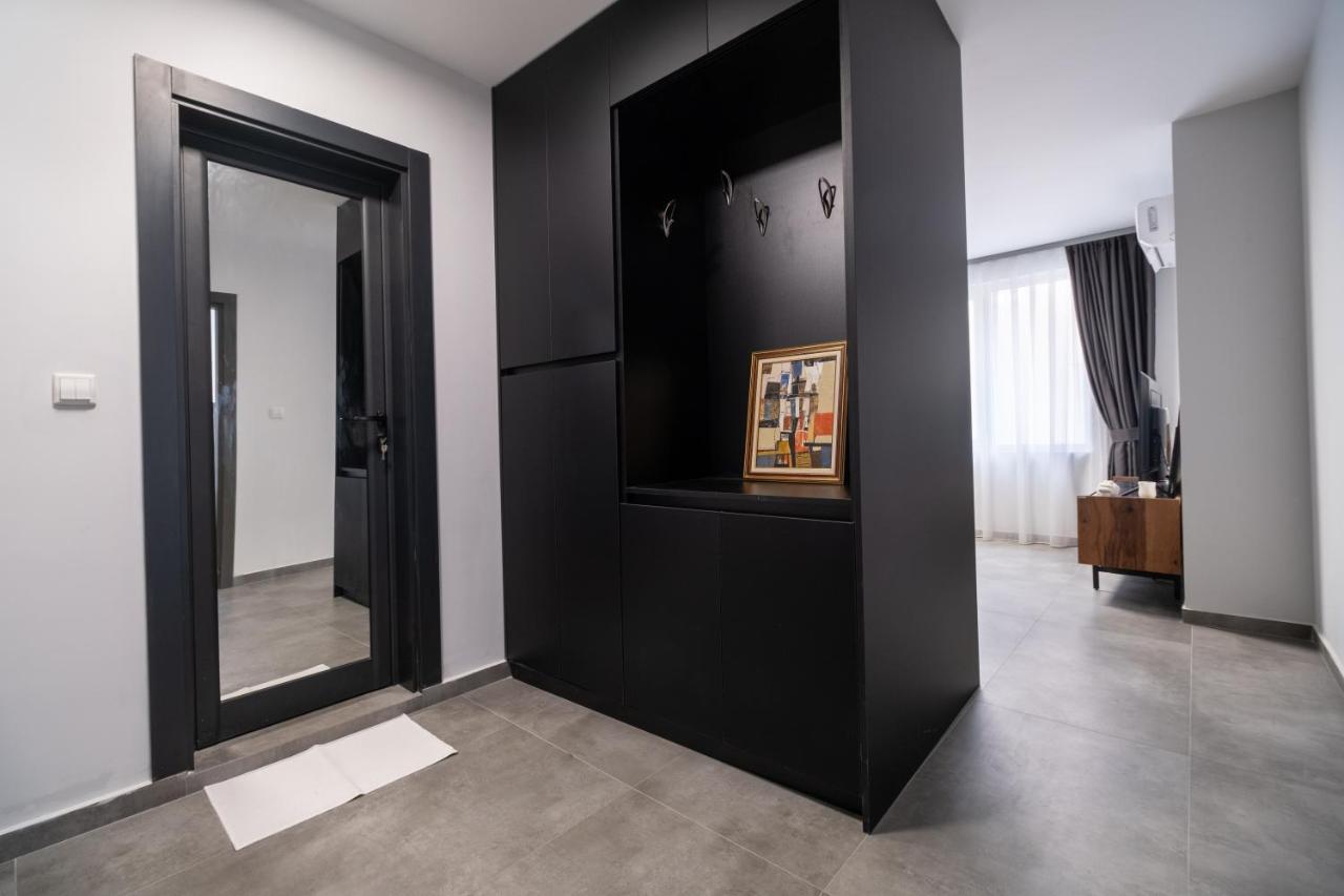 Chic 1Br Apartment With Balcony In بلوفديف المظهر الخارجي الصورة